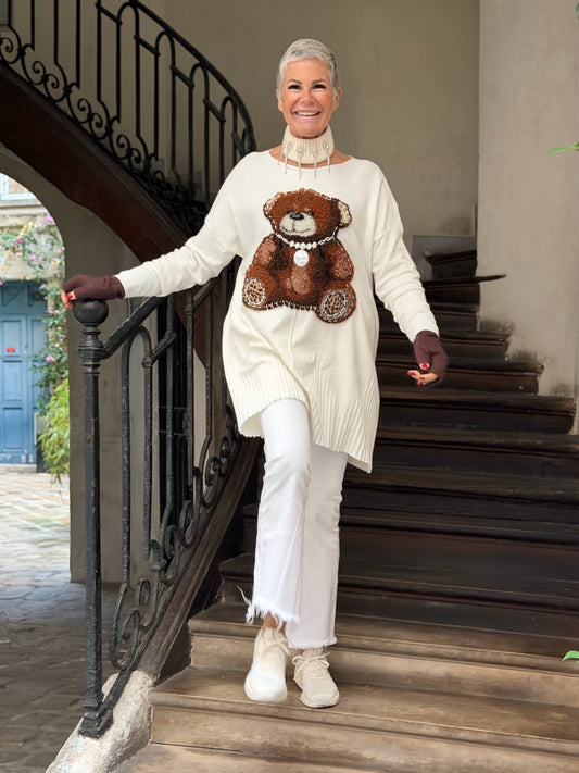 So chic maglia bianca con applicazione orso