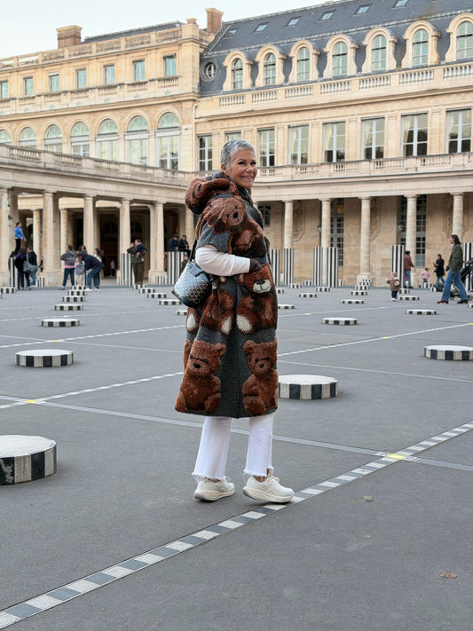 So chic gilet lungo di lana cotta grigio con orsi